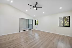 19986 NE 5th Ct, Miami, FL 33179 - Photo 21