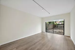 19986 NE 5th Ct, Miami, FL 33179 - Photo 17