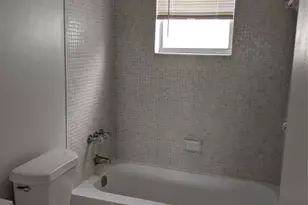6507 Winfield Blvd, Margate, FL 33063 - Photo 19