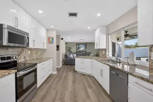 1111 NW 93rd Terrace, Plantation, FL 33322 - Photo 5