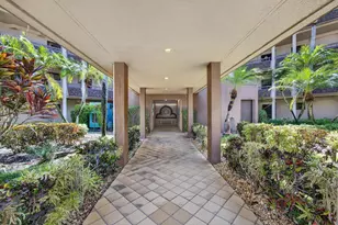 4770 Fountains Dr, Lake Worth, FL 33467 - Photo 5