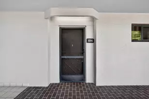 4770 Fountains Dr, Lake Worth, FL 33467 - Photo 9