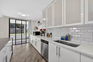 4770 Fountains Dr, Lake Worth, FL 33467 - Photo 15