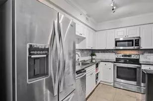 2501 S Ocean Dr, Hollywood, FL 33019 - Photo 19