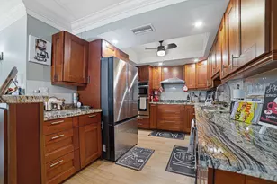4290 NW 45th Terrace, Lauderdale Lakes, FL 33319 - Photo 9