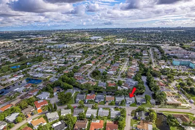4290 NW 45th Terrace, Lauderdale Lakes, FL 33319 - Photo 23