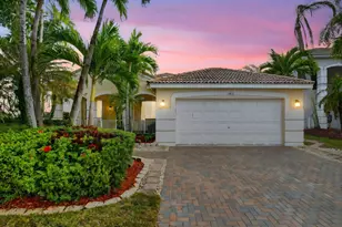 1012 Fairfield Meadows Dr, Weston, FL 33327 - Photo 9