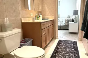 630 Tennis Club Dr, Fort Lauderdale, FL 33311 - Photo 11