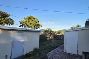 5751 SW 37th St, Davie, FL 33314 - Photo 7