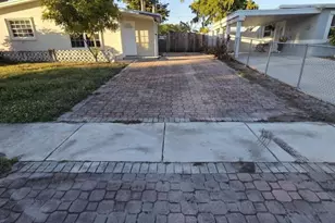 5751 SW 37th St, Davie, FL 33314 - Photo 11