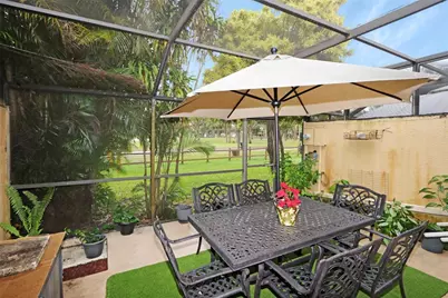 1640 W Golfview Drive, Hollywood, FL 33026 - Photo 11