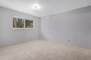 2424 NW 39th Wy, Fort Lauderdale, FL 33311 - Photo 21