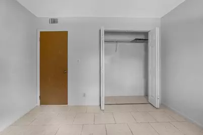 2424 NW 39th Way #202, Fort Lauderdale, FL 33311 - Photo 19