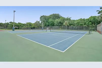 3120 Holiday Springs Boulevard #106, Margate, FL 33063 - Photo 9