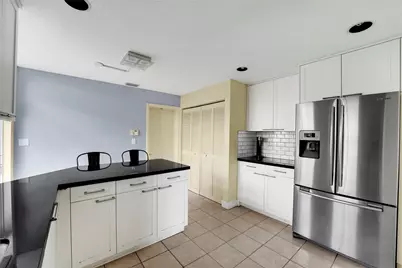 3130 N 38th Avenue, Hollywood, FL 33021 - Photo 13