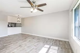 911 Twin Lakes Dr, Coral Springs, FL 33071 - Photo 5