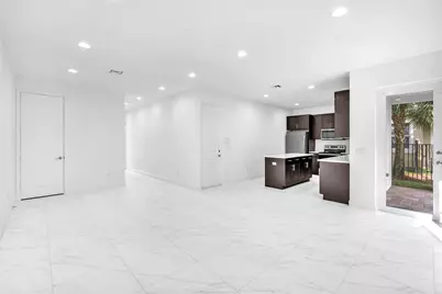 6947 Pines Circle #21, Coconut Creek, FL 33073 - Photo 7