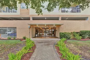 200 178th Dr, North Miami Beach, FL 33160 - Photo 35