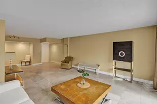 200 178th Dr, North Miami Beach, FL 33160 - Photo 13