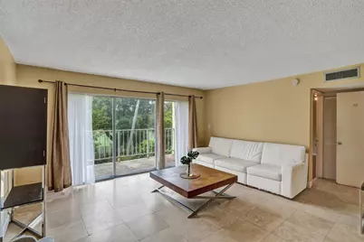 200 178th Drive #309, North Miami Beach, FL 33160 - Photo 11