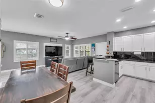 6140 Grand Cypress Cir E, Coconut Creek, FL 33073 - Photo 11