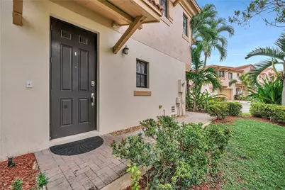 6140 Grand Cypress Circle, Coconut Creek, FL 33073 - Photo 3