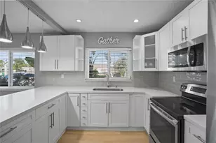 8930 SW 38th St, Miami, FL 33165 - Photo 5