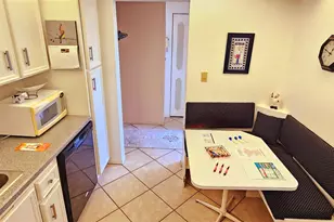 121 SE 3rd Ave, Dania Beach, FL 33004 - Photo 5