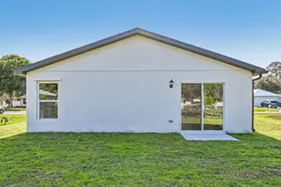 5606 Seagrape Dr, Fort Pierce, FL 34982 - Photo 7
