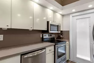 1100 SW 12th St Unit, Fort Lauderdale, FL 33315 - Photo 9