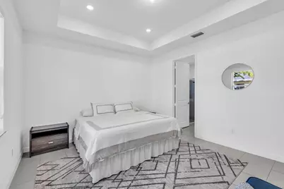 13431 E Amber Waves Avenue, Delray Beach, FL 33484 - Photo 11