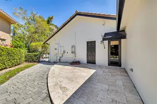 633 4th Key Dr, Fort Lauderdale, FL 33304 - Photo 79