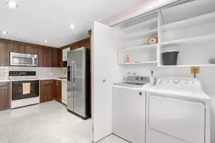 500 Oaks Ln, Pompano Beach, FL 33069 - Photo 11