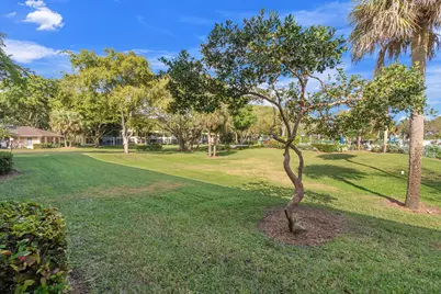500 Oaks Lane #110, Pompano Beach, FL 33069 - Photo 27