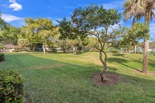 500 Oaks Ln, Pompano Beach, FL 33069 - Photo 27