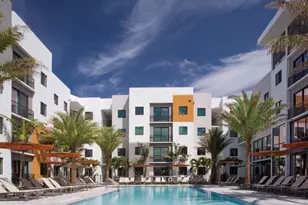 135 NW 20th St, Boca Raton, FL 33431 - Photo 1