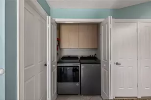 1202 NW Sun Terrace Cir, Port Saint Lucie, FL 34986 - Photo 13