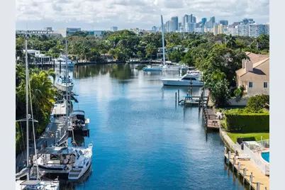 1332 Bayview Drive #401, Fort Lauderdale, FL 33304 - Photo 3