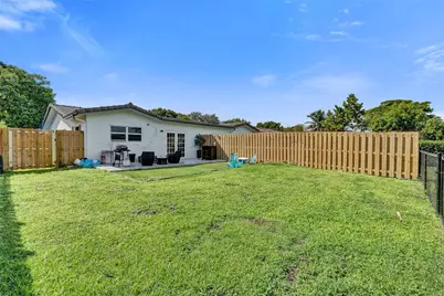 4017 Woodside Drive, Coral Springs, FL 33065 - Photo 19