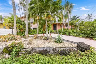 1728 SW 4th Ct, Fort Lauderdale, FL 33312 - Photo 3