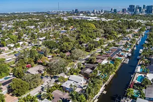 1728 SW 4th Ct, Fort Lauderdale, FL 33312 - Photo 31