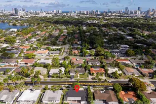 20500 Highland Lakes Blvd, Miami, FL 33179 - Photo 57