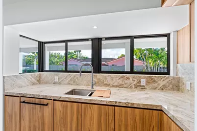 20500 Highland Lakes Boulevard, Miami, FL 33179 - Photo 5