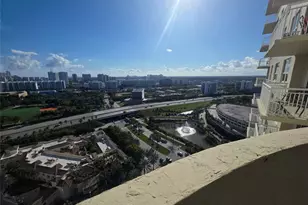 19501 W Country Club Dr, Aventura, FL 33180 - Photo 13