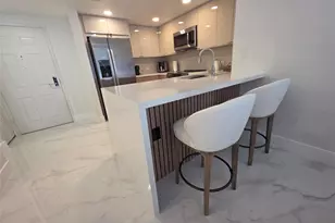 19501 W Country Club Dr, Aventura, FL 33180 - Photo 5