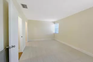 8921 NW 28th Dr, Coral Springs, FL 33065 - Photo 7