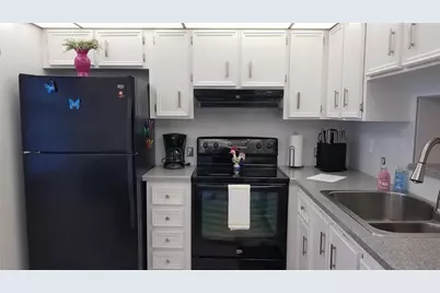 121 SE 3rd Avenue #106, Dania, FL 33004 - Photo 3