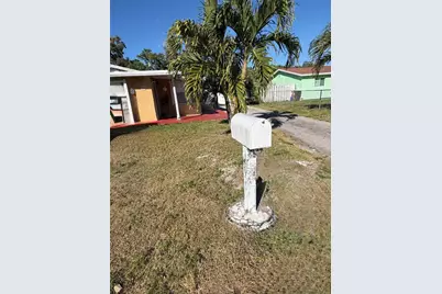 4055 Vicliff Road, West Palm Beach, FL 33406 - Photo 5