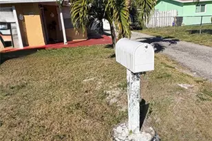 4055 Vicliff Rd, West Palm Beach, FL 33406 - Photo 5