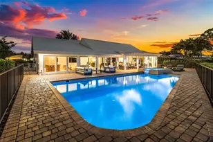 4877 Pineview Cir, Delray Beach, FL 33445 - Photo 37